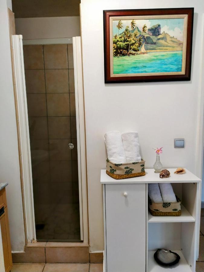 Farerei Appartement Spacieux, Equipe Et Confortable 帕皮提 外观 照片